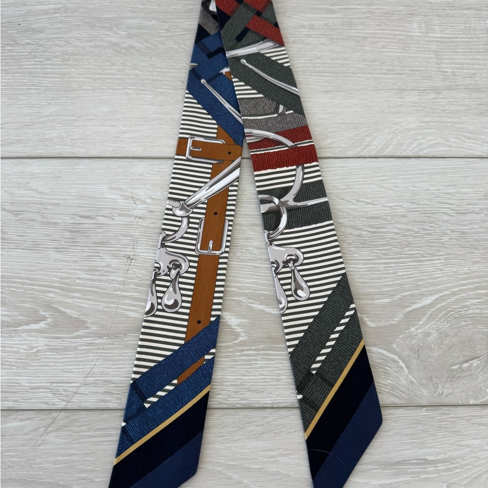 HERMES Twilly MORS A JOUETS CHEMISE